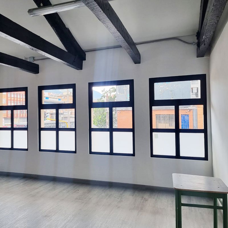 Proyecto en vidrio Colegio Manuela Beltrán